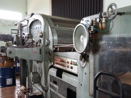 Corte E Vinco Automática Bobst Sp 1260E + Hot Stamping Eagle 2000
