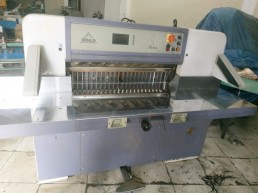 Guilhotina Automática Marca Huayue Qzy92C - 92 Cm