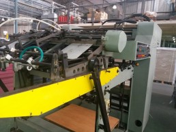 Corte E Vinco Automática Marca Jensheng