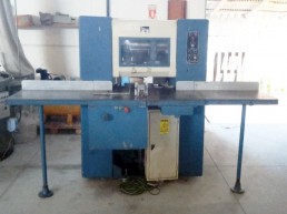 Guilhotina Trilateral Marca Ricall - 30/40