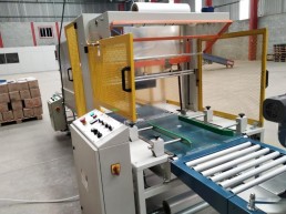 Máquina Embaladora / Shrink / Encolhedora Automática Marca Weldotron - Nova