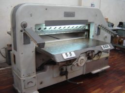 Guilhotina Automática Schneider Senator - 132 Cm