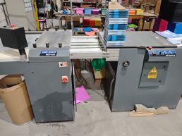 Máquina De Colar Guardas / Coladeira Capa Dura Case Maker Mcf 450
